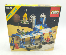 LEGO 6930 Space Supply Station MIB New Sealed Bags Good Classic Space 928 920