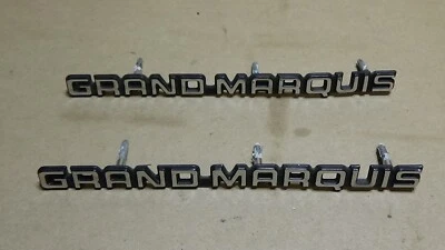 Mercury Grand Marquis 1988-1991 emblema lado izquierdo derecho Foto 1 de 4