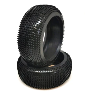 2 ruote CHIODATE PER auto a motore scoppio MANTUA MODEL SCALA 1:8 (SENZA SCATOLA - Immagine 1 di 2