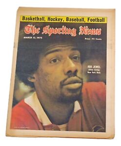 1975 The Sporting News 3/15/75 TSN Julius Erving Dr. JNets 90351