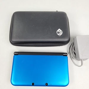 Nintendo 3DS XL Handheld System - Blue/Black AC Adapter & Case - Picture 1 of 19