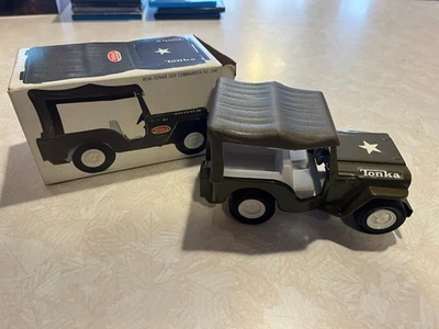 Vintage 1960s Tonka Mini-Tonka Jeep Commander No 1040 NEW NICE w/ box - Image 1 of 4