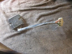 1980 Yamaha XS 650 XS650 voltage regulator - Picture 1 of 5