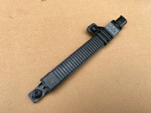 Porsche Cayenne Turbo 2005 9PA 955 Tyre Pressure Monitor Sensor Rear 4D0907277 - Picture 1 of 3