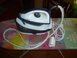 TEFAL Fasteo Dampfbügelstation - 1850-2200 W - 5,2 bar - Dampf 180g/min - Bild 1 von 6