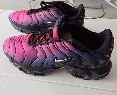 Baskets Nike TN Requin taile 45 - Photo 1/4