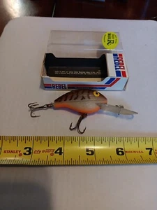 Vintage Rebel Deep Wee-R Angelköder 2" Kurbelköder F-9335, Neu aus altem Lagerbestand - Bild 1 von 4