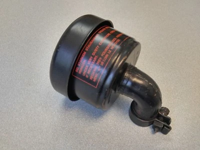 EXCELLENT USED ORIGINAL PORSCHE 911 SMOG PUMP AIR FILTER ASSEMBLY 1974-83 - Image 1 of 4