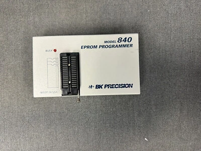 Programador de dispositivos BK Precision Corporation modelo 840 USIP Foto 1 de 3