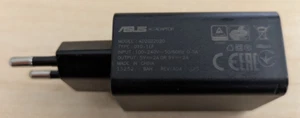 Asus Power Charger AD2022020 5V-2A ODER 9V-2A TYP 010-1LF gebraucht - Bild 1 von 3