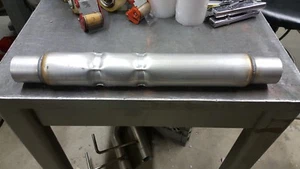 18" Chambered Muffler 2" High Performance - Picture 1 of 3