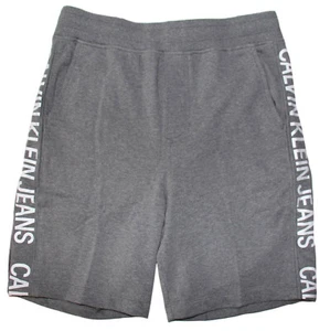 Pantaloncini corti in felpa Calvin Klein - Foto 1 di 3