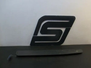 2007 Mitsubishi Eclipse Spyder Passenger Right Front Door Sill Scuff Plate - Picture 1 of 9