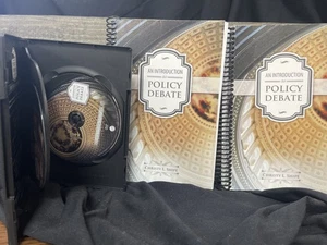Eine Einführung in die politische Debatte 3 CD Set mit zwei Schülerbüchern - Bild 1 von 1