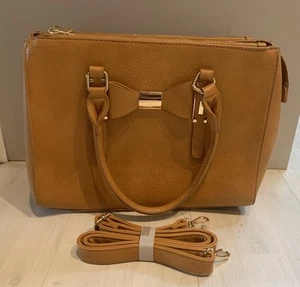 Brown / Light Tan Faux Leather Handbag With Optional Long Strap & Bow Front - Picture 1 of 9