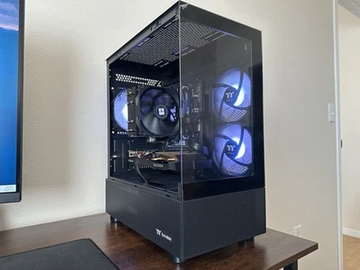 PC para juegos AMD Ryzen 5 5500 RX 6600 8 GB 16 GB Ram 512 GB M.2 SSD 500 W - NUEVO Foto 1 de 4