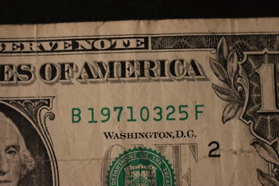 [MARCH 25, 1971] ONE DOLLAR FANCY BIRTHDAY NOTE  SN  B 19710325 F - Image 1 of 3