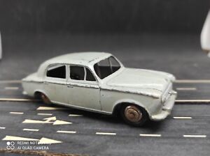 Peugeot 403 Dinky Toys n° 24 B modèle d'origine 1/43 pas atlas
