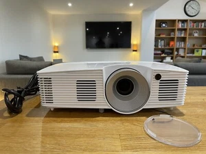 Acer H6517BD Home Cinema Projector 1080P Full HD 3,200 Lumens 2x HDMI VGA Used - Picture 1 of 20