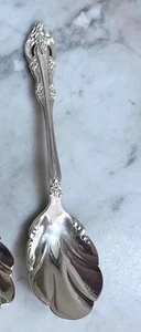 Community Silverplate "Silver Artistry" Pattern Sugar Shell Approximately 5 3/4" - Picture 1 of 7