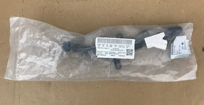 Vauxhall EGR Cooler Pipe - 95517926 **Genuine New Vauxhall OEM part** - Image 1 of 4