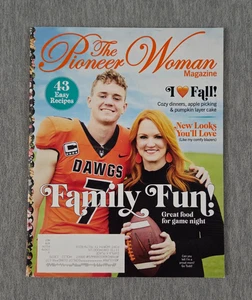 The Pioneer Woman Magazine 2022 I Love Fall Family Fun - Imagen 1 de 5