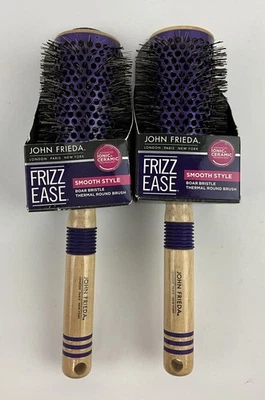 Cepillo redondo térmico estilo suave John Frieda Frizz Ease cerdas de jabalí 2 Foto 1 de 4
