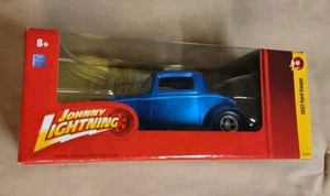 JOHNNY LIGHTNING 1/24 SCALE 1932 FORD COUPE BLUE - Picture 1 of 6