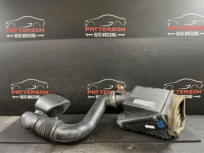 09-13 GMC SIERRA 1500 TOMA AIRE FILTRO CAJA CON TUBOS Y MEDIDOR Foto 1 de 4