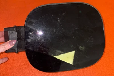 2023 NISSAN PATHFINDER REAR FUEL TANK DOOR LID W/ POCKET - Image 1 of 4