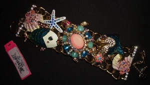 Betsey Johnson VTG Bracelet Shell Shocked Embellished Sea Turtle Shell Fish WTag - Picture 1 of 12