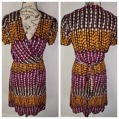 Vestido Anna Sui For Anthropologie envolvente talla 4 mezcla de seda cuello en V geométrico con abertura Foto 1 de 4