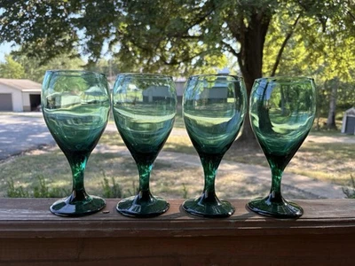 Juego de 4 copas de vino verde enebro lágrima Libbey vintage bordes dorados Foto 1 de 4