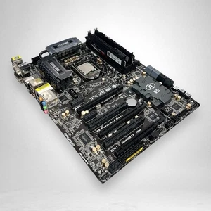 ASRock Z68 Extreme4 Gen3 LGA1155 ATX Płyta główna DDR3 Intel i5-2500K 8GB RAM - Zdjęcie 1 z 8