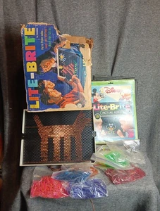 Hasbro 5455 Lite-brite 1967 vintage in scatola con picchetti e documenti - Foto 1 di 12