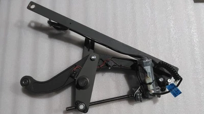 Elliptical Octane Fitness Q47x Stride Motor (Left) - Image 1 of 3