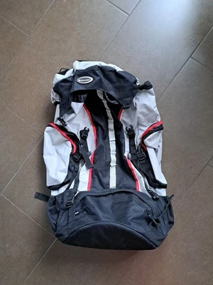 großer Rucksack, Wanderrucksack, mind. 60 L - Bild 1 von 4