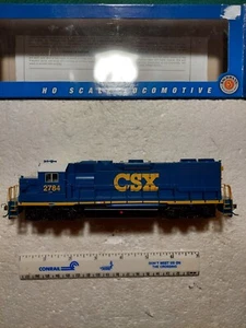 BACHMANN #61714 HO GP-38 CSX CAB #2748 POWERED - Picture 1 of 5