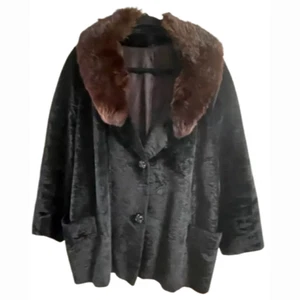 Vintage Plus 1950’s to 60’s Velour Black Cropped ILGWU Jacket w Dark Fur Collar - Picture 1 of 9