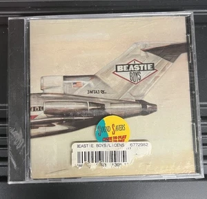 BEASTIE BOYS - LIZENZIERT FÜR KRANK - Musik CD - BRANDNEU FABRIKVERSIEGELT - Bild 1 von 2