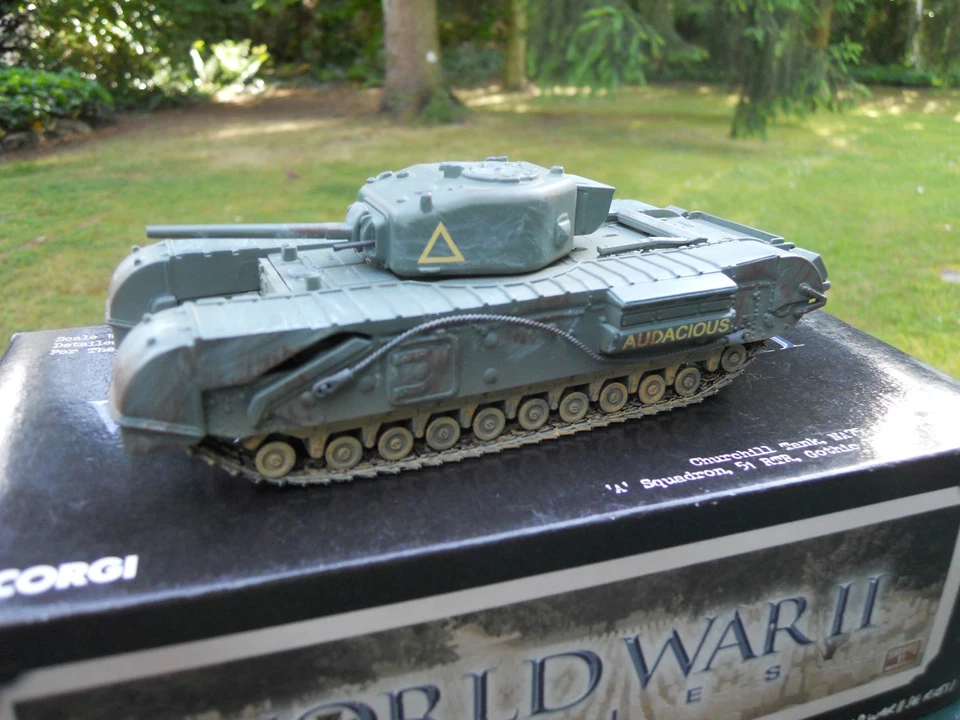 CORGI MILITAIRE REF CC 60103 CHAR CHURCHILL BRITISH ARMY ITALIE 1944 MINT IN BOX - Photo 1/1