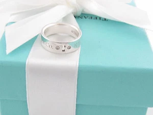 AUTHENTIC EUC TIFFANY & CO SILVER DIAMOND KEY HOLE LOCK RING SIZE 6 $450 - Picture 1 of 7