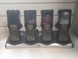 lot of 4 Motorola MC9090-G Mobile handheld computer / CHS9000-4001CR 4-bay dock - Picture 1 of 4
