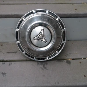 MOPAR Mid to Late 60s Early 70s Dodge Dog Dish Hub Cap - Picture 1 of 2