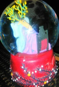 Dept. 56 "Put On a Happy Face" Reindeer in Bed Snow Globe Musical - Picture 1 of 7