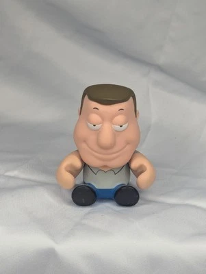 Joe Swanson 3" Kidrobot Family Guy Mini Series 1  1/16 Fox Animation Adult Swim - Image 1 of 4