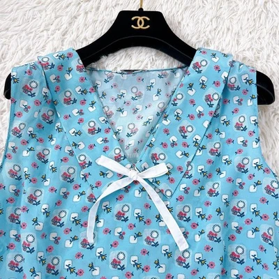 Blusa MIUMIU 100% Seda Floral Sin Mangas Talla 38 Azul Foto 1 de 4