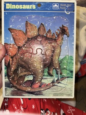 Rompecabezas bandeja marco dinosaurio dorado 1988 12 piezas vintage Foto 1 de 2