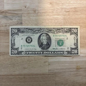 Old 20 Dollar Bill (1985) - Picture 1 of 2