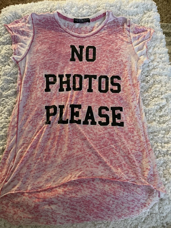 Gems & Jets de Signorelli niñas talla Camiseta rosa 10 "Sin fotos por favor". Divertido Foto 1 de 4